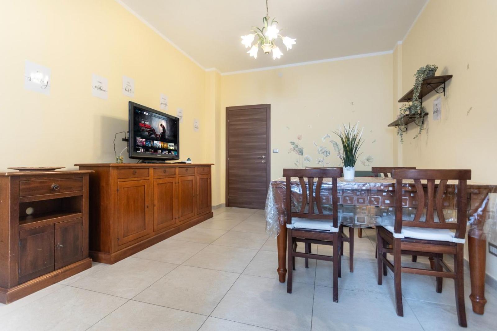 Apartamento Little'S Venaria Venaria Reale Exterior foto